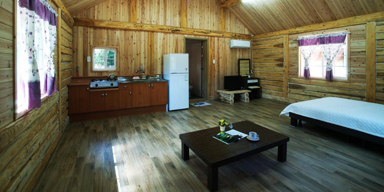 Jeju Joa Log Pension Seogwipo Esterno foto